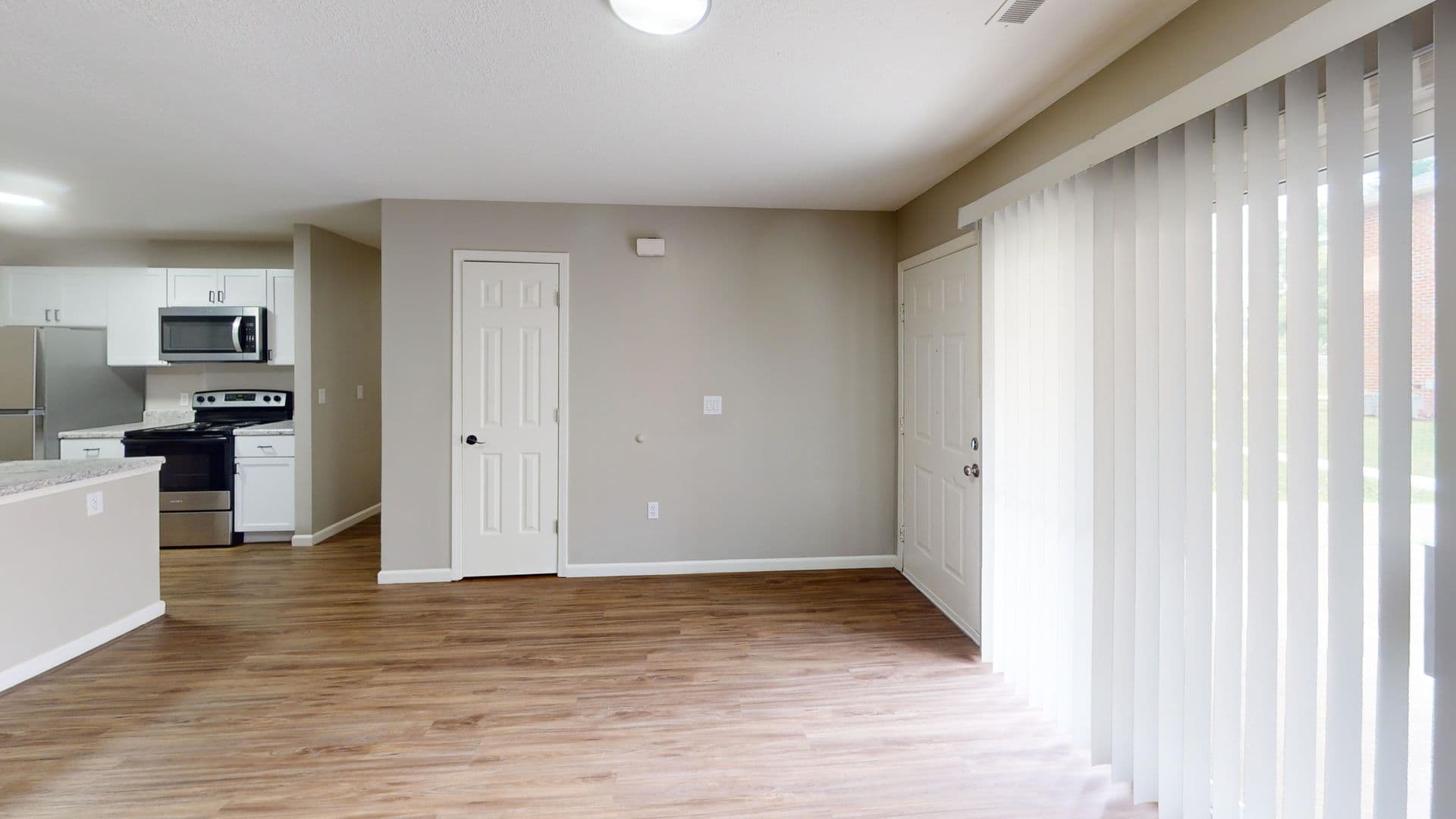 Elwood Apartment: 239 N 13th St