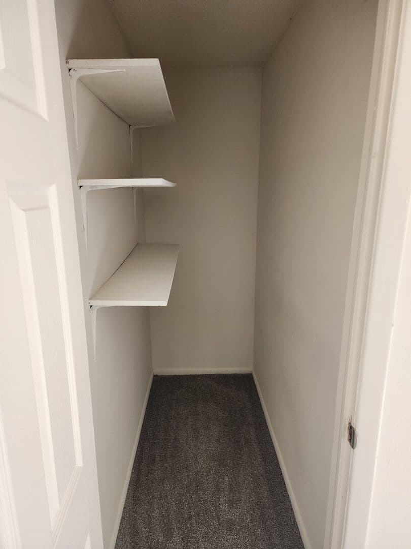 Lafayette Apartment: 100 Tonto Trail