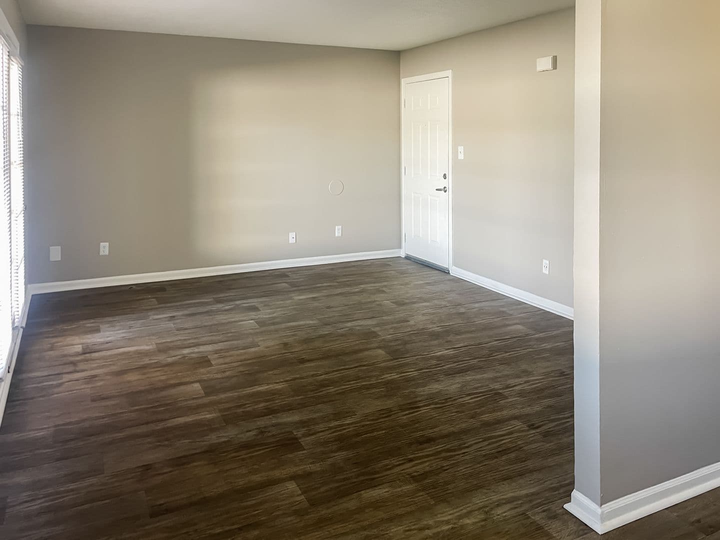 Marion Apartment: 5000 Prestwick Square