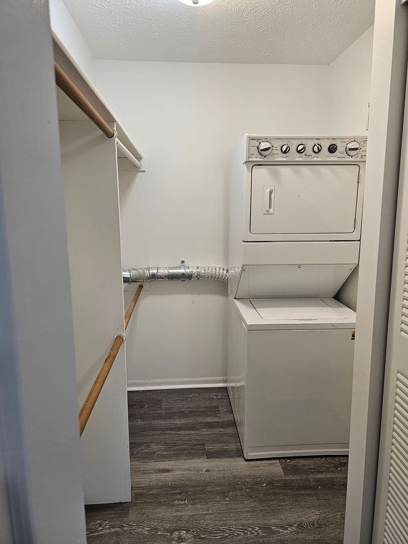 Plainfield Apartment: 416 Center Street