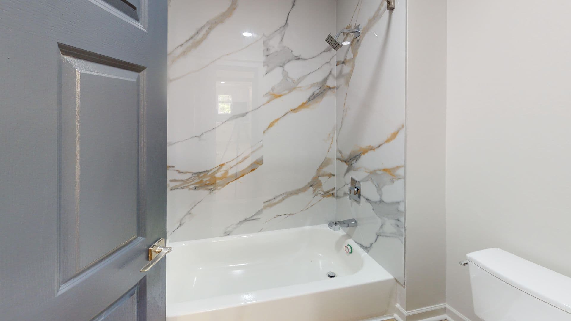Indianapolis Apartment: 8468 Union Chapel Road
