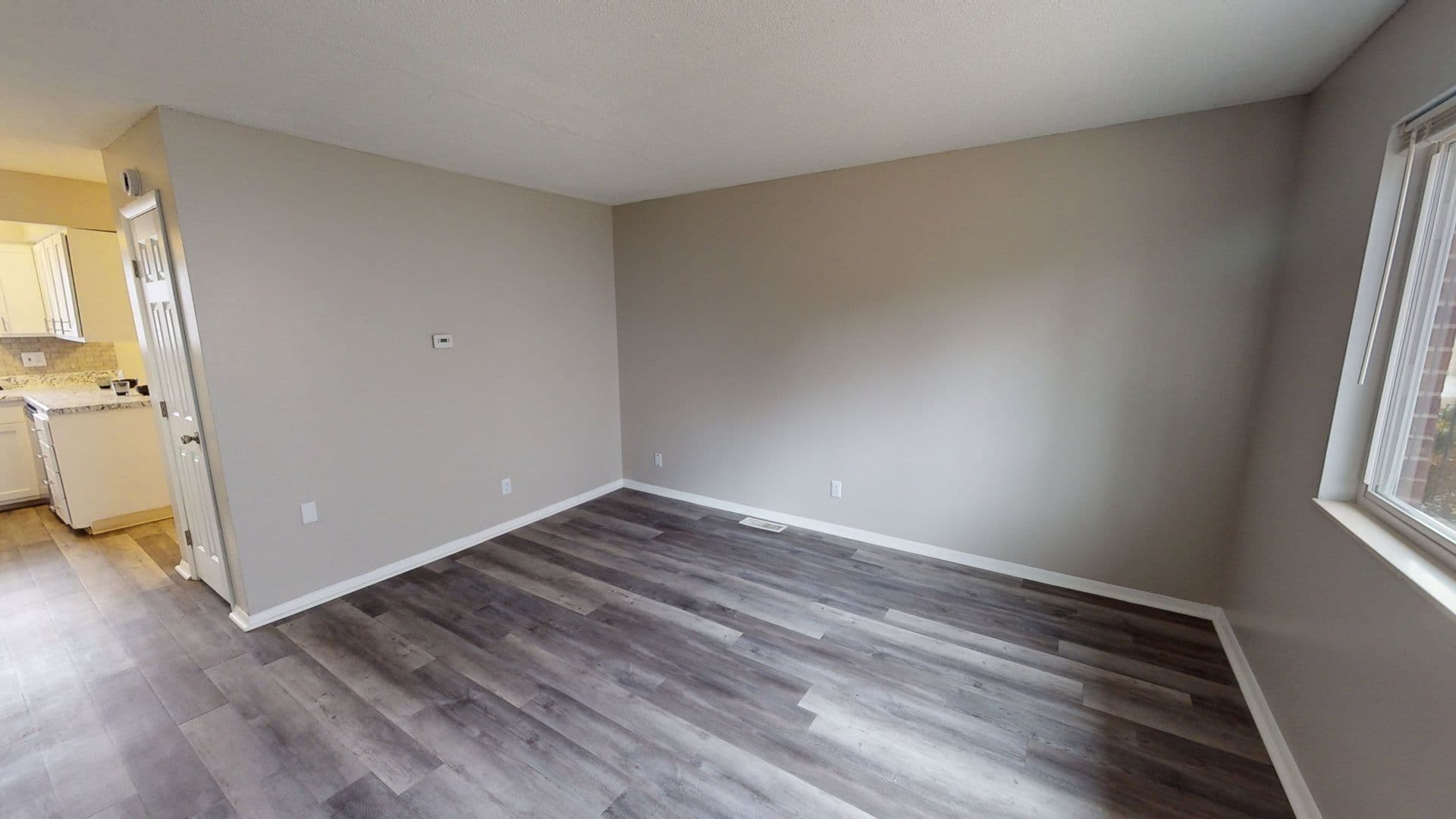 Muncie Apartment: 5124 W Canterbury Dr
