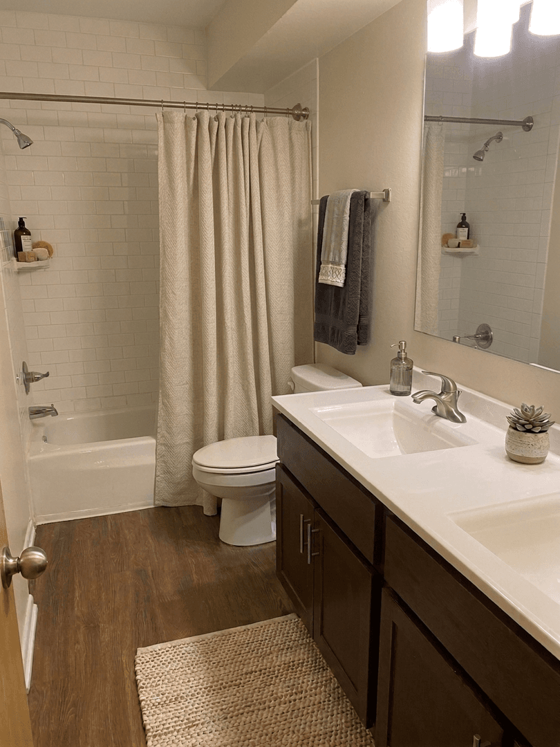 Indianapolis Apartment: 6026 N College Ave