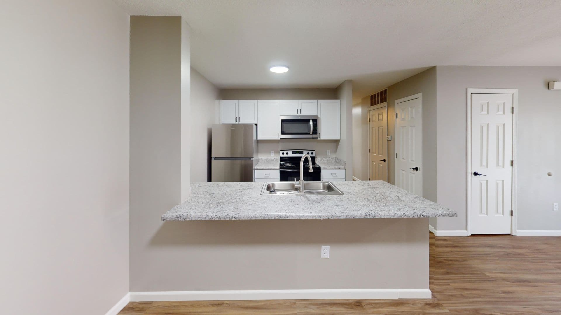 Elwood Apartment: 239 N 13th St