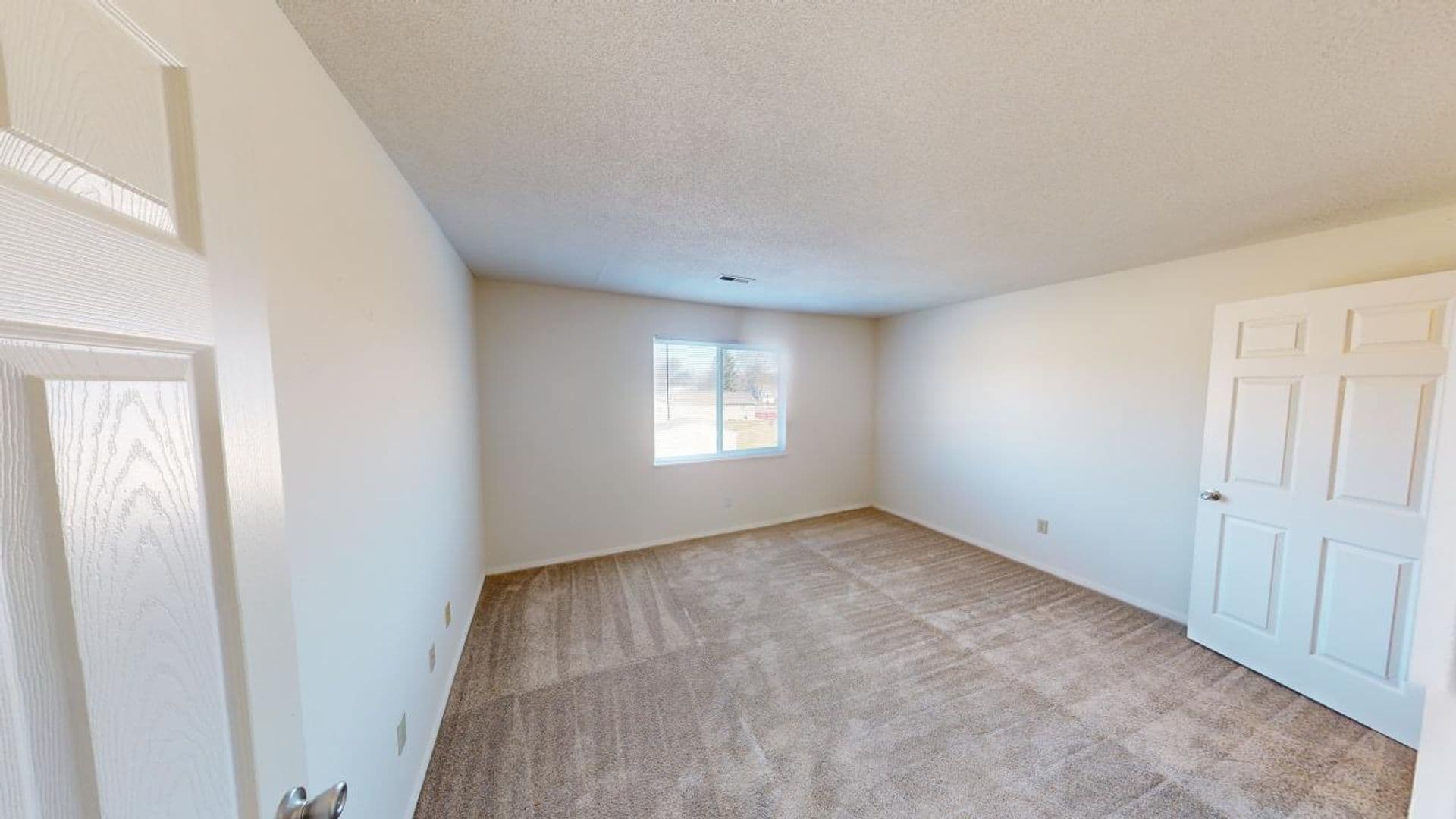 Lafayette Apartment: 100 Tonto Trail