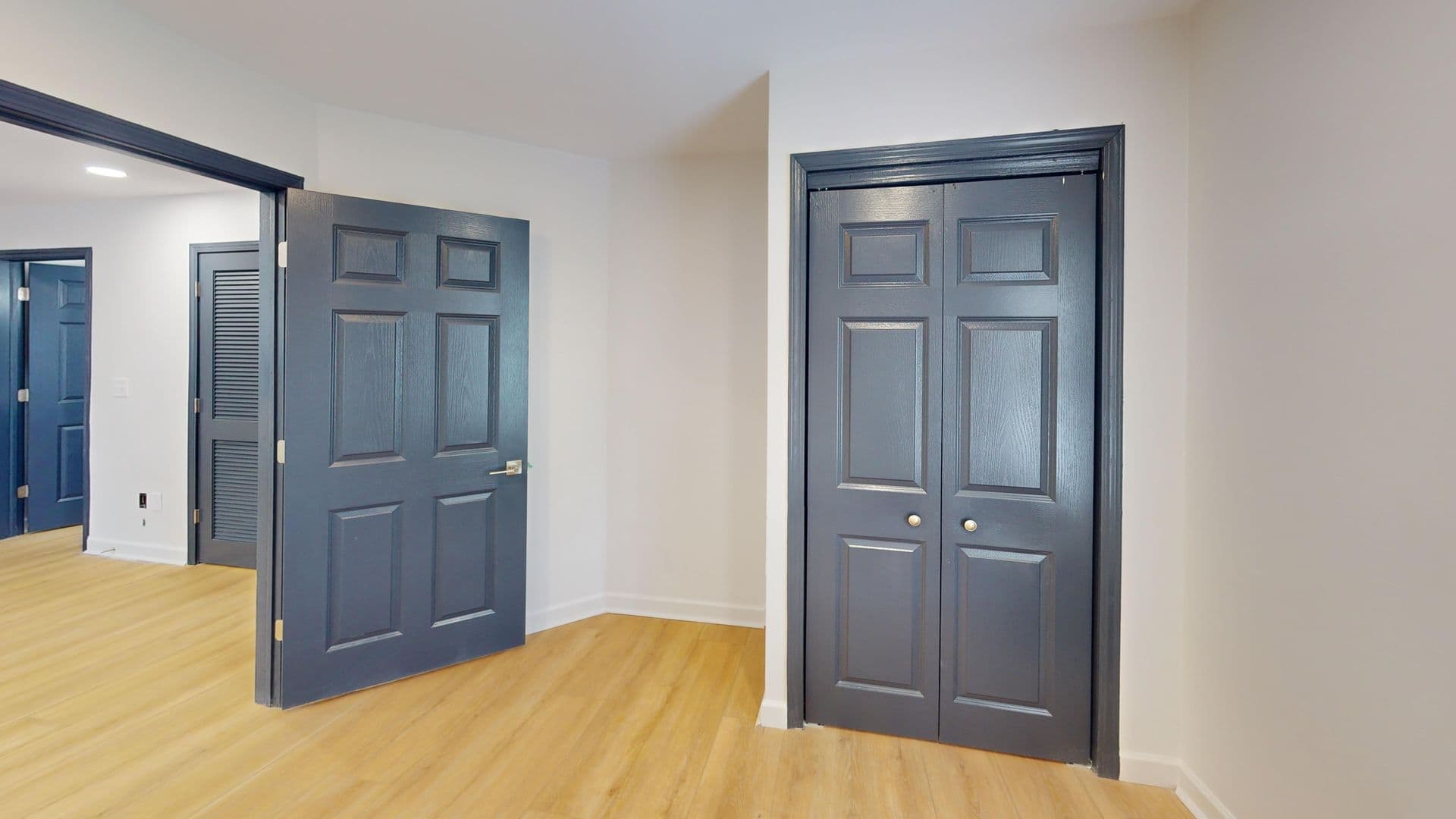 Indianapolis Apartment: 8468 Union Chapel Road