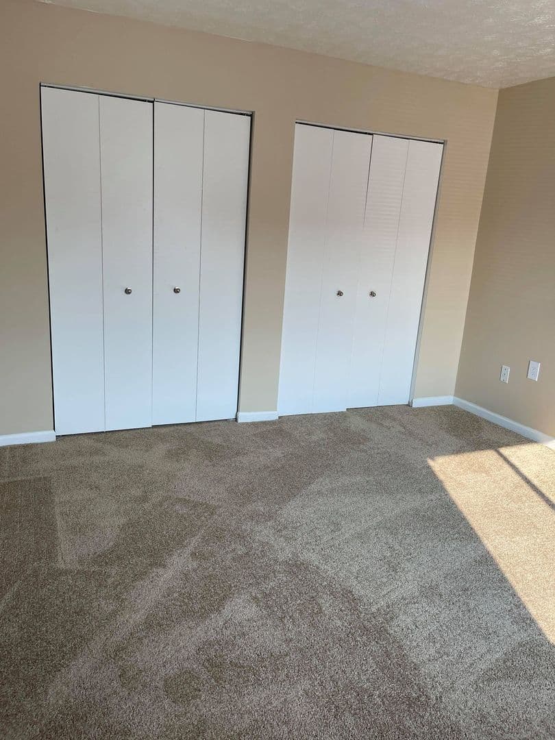 Muncie Apartment: 125 E Oldfield Ln