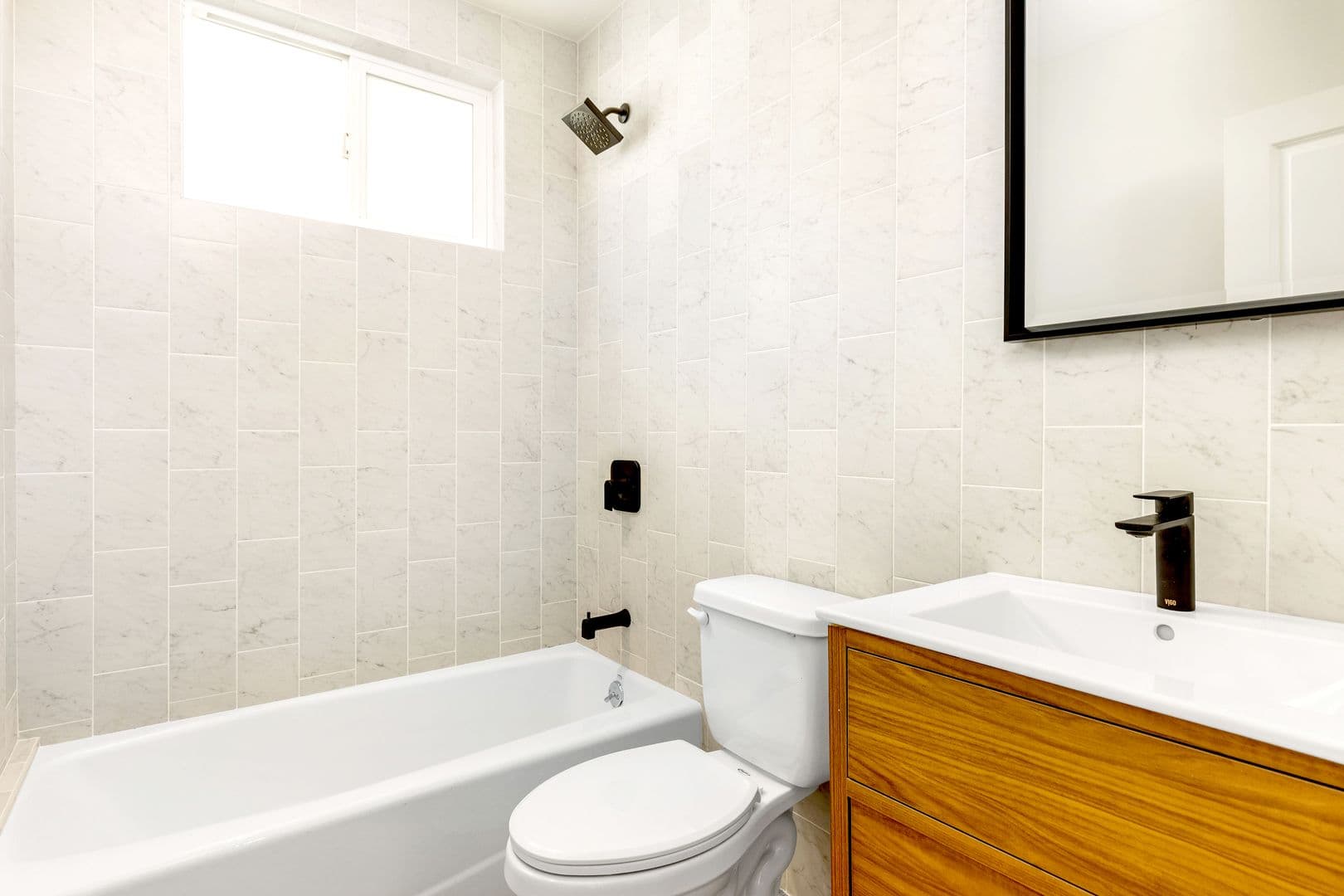 Redondo Beach Apartment: 2119 Mathews Ave