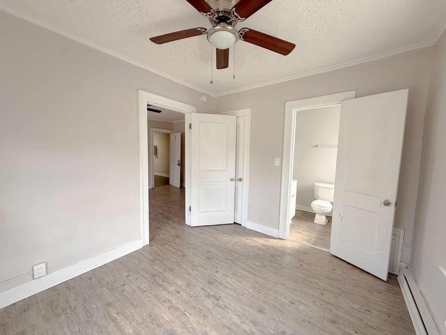 Kansas City Apartment: 301-307 N Gladstone Blvd