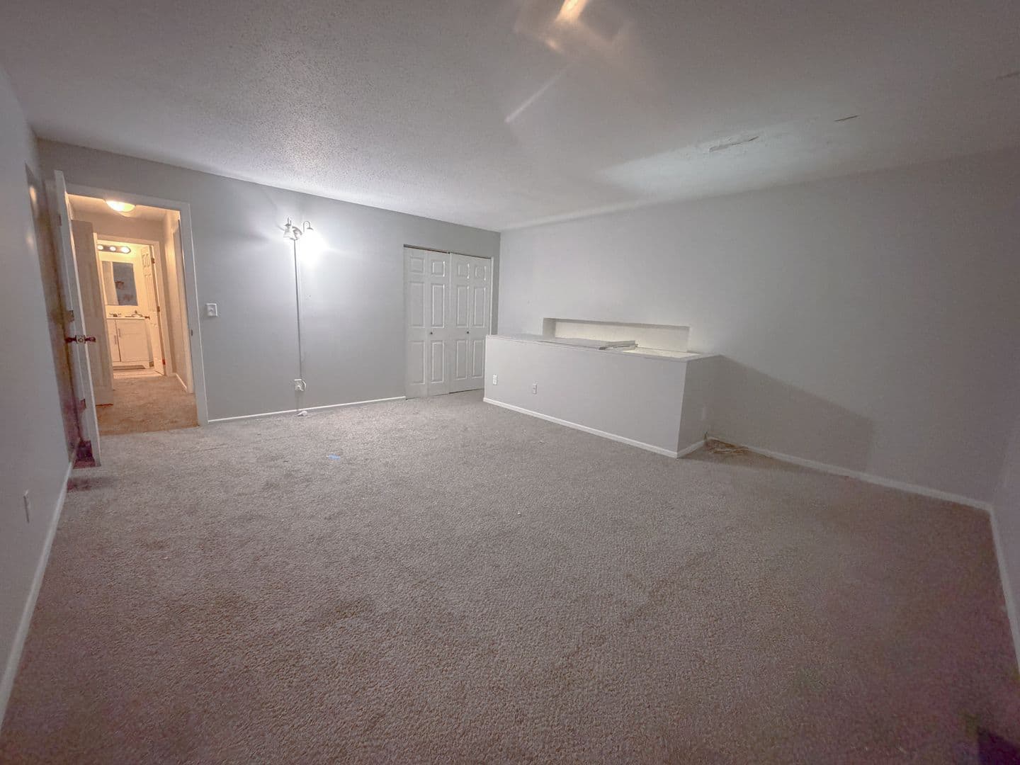 Omaha Apartment: 1012 S 24th St