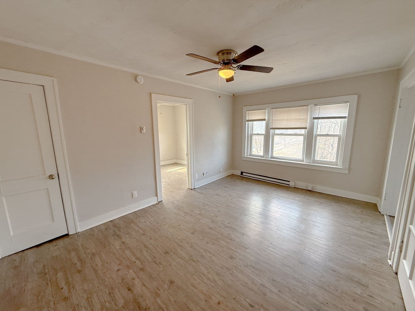 Kansas City Apartment: 301-307 N Gladstone Blvd