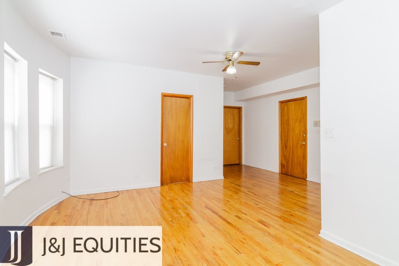 Chicago Apartment: 4501 - 4515 N. Malden