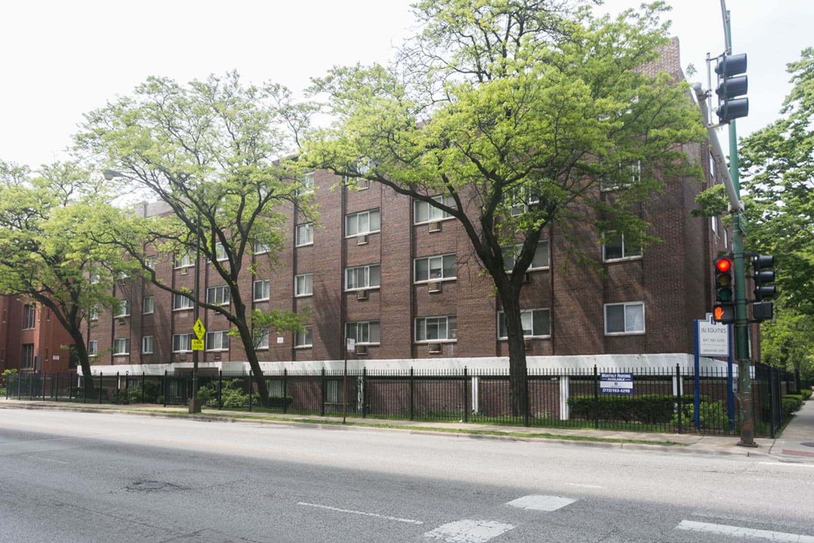 Chicago Apartment: 1040 W. Hollywood