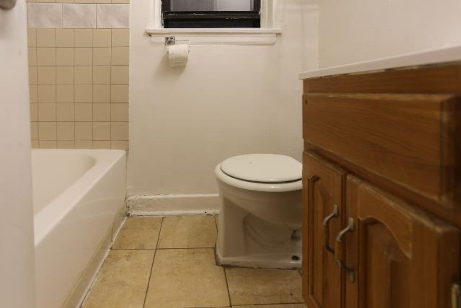 Chicago Apartment: 4735 N. Beacon