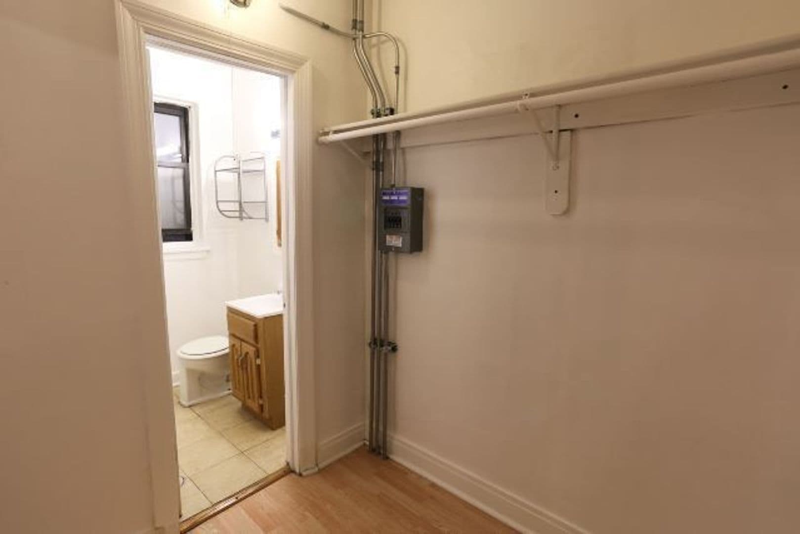 Chicago Apartment: 4735 N. Beacon