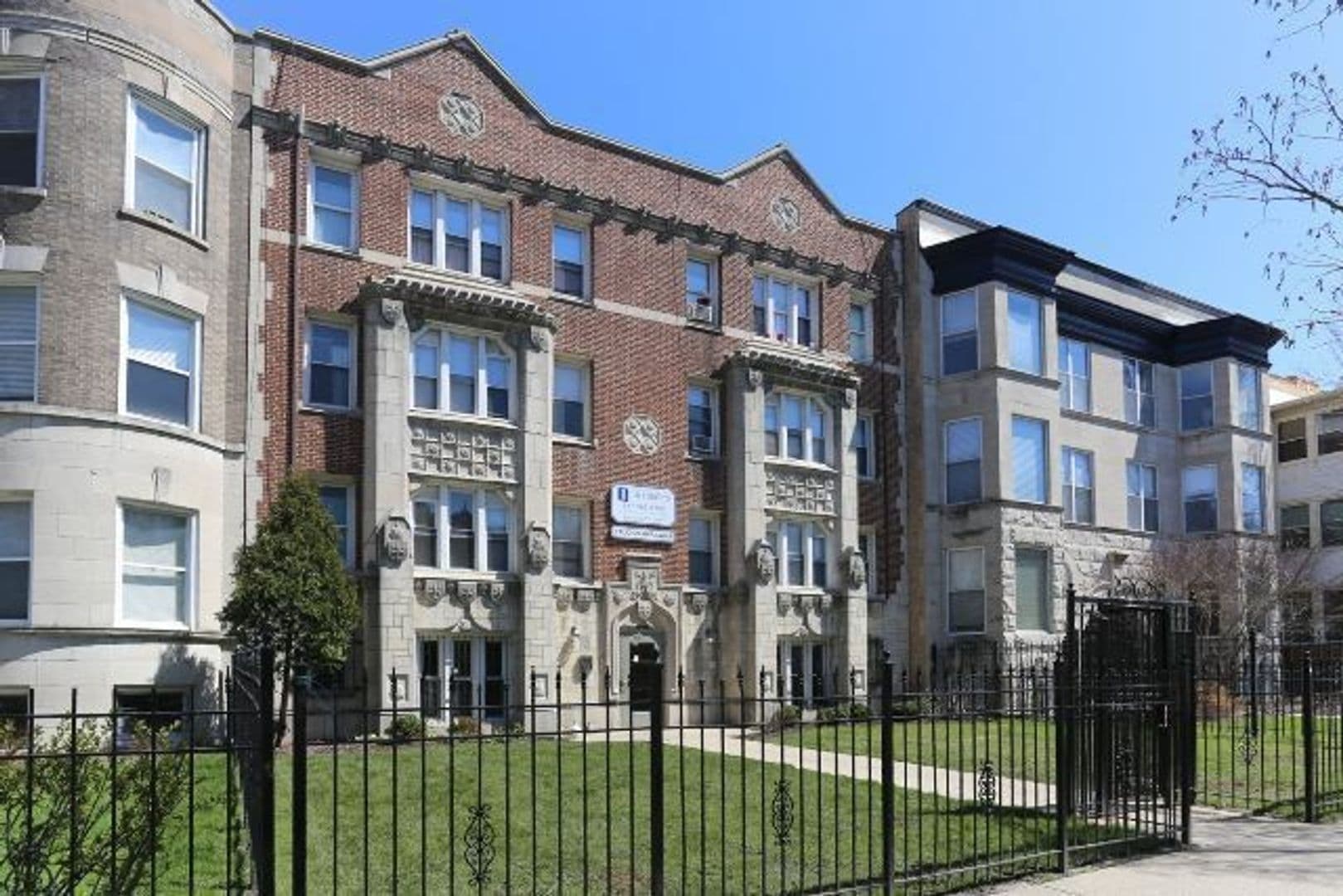 Chicago Apartment: 4735 N. Beacon