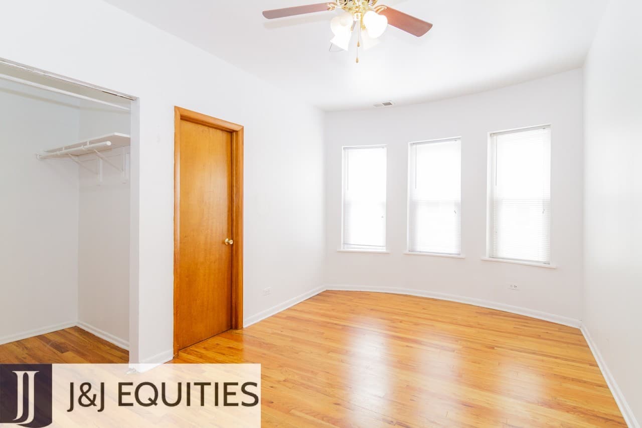 Chicago Apartment: 4501 - 4515 N. Malden