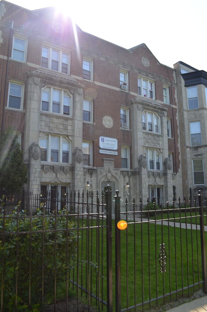 Chicago Apartment: 4735 N. Beacon