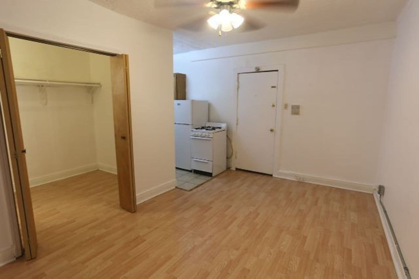 Chicago Apartment: 4735 N. Beacon
