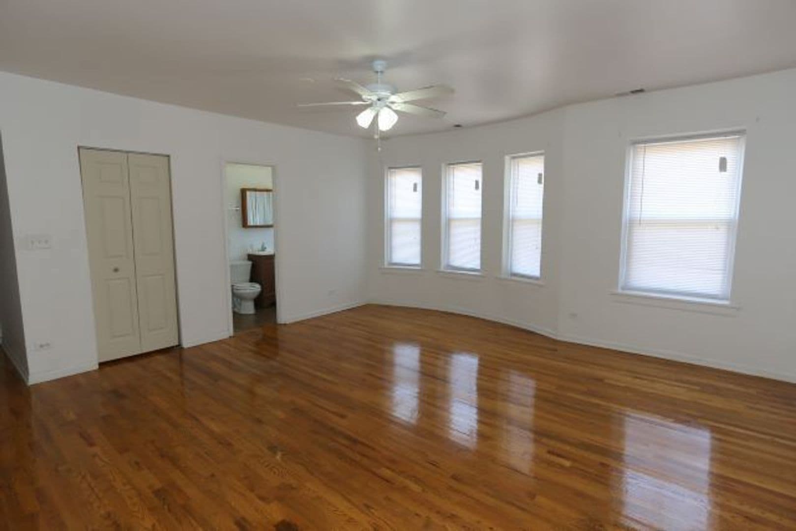 Chicago Apartment: 4501 - 4515 N. Malden