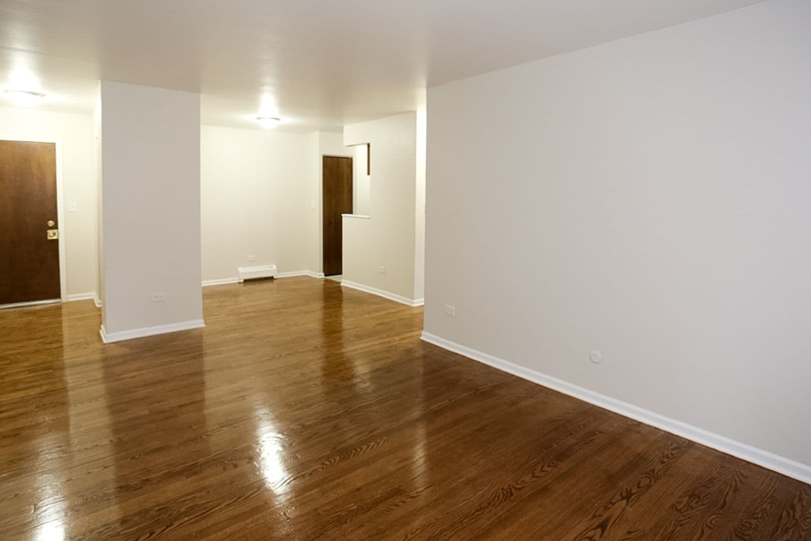 Chicago Apartment: 1040 W. Hollywood