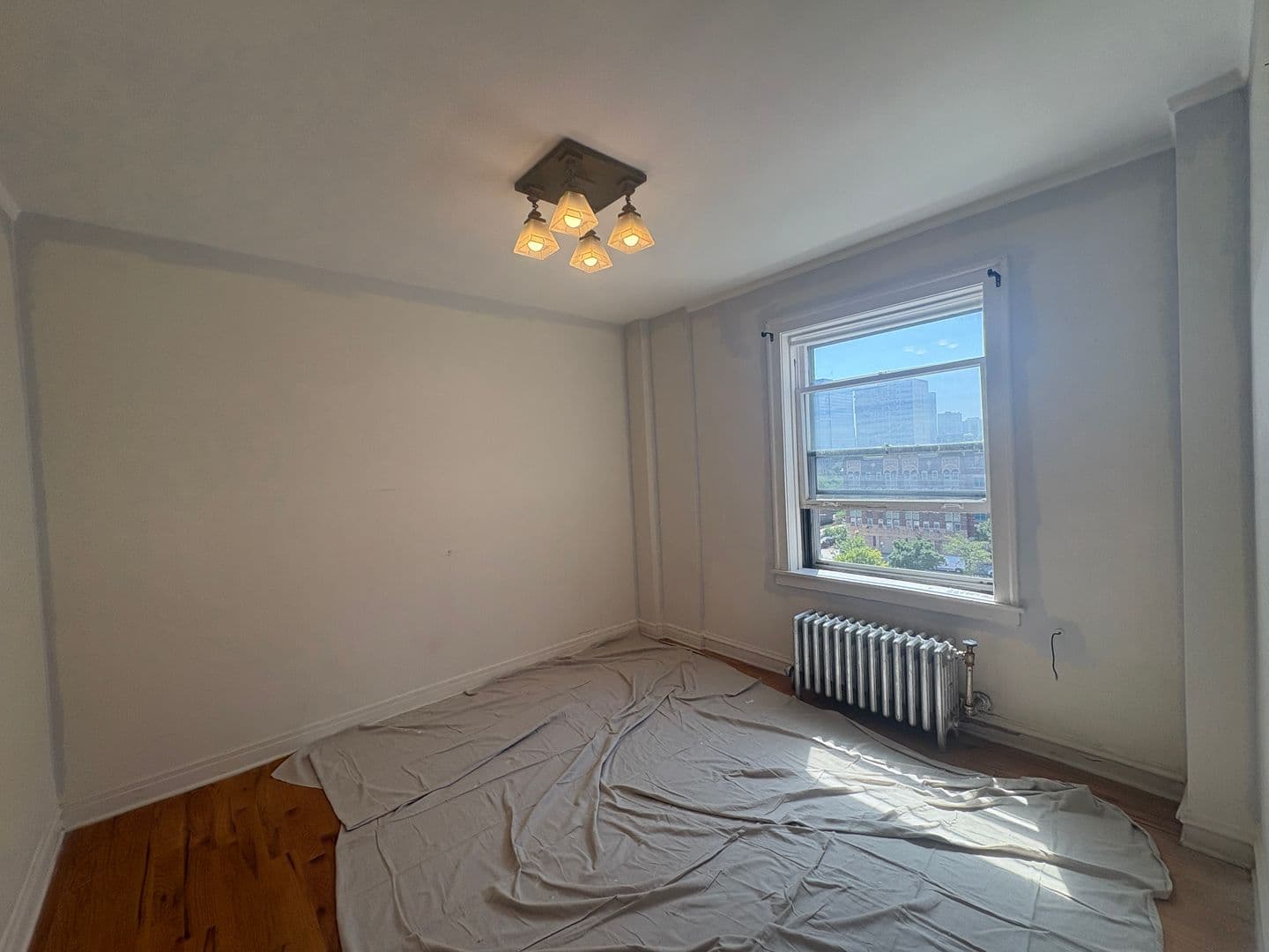 Chicago Apartment: 917 W Eastwood Ave