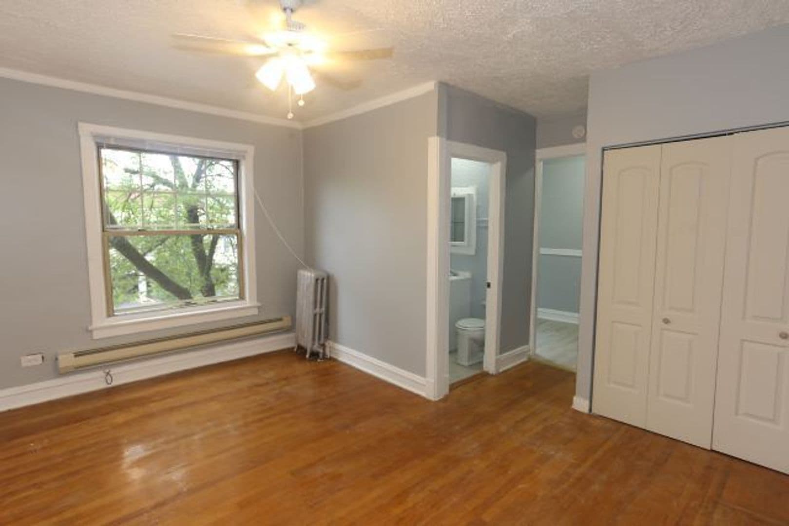 Chicago Apartment: 3257 - 3267 W. Wrightwood Ave