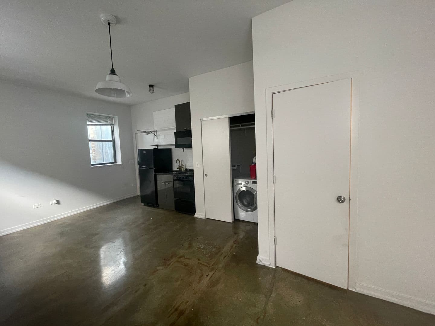 Chicago Apartment: 1132-1140 W Wilson Ave