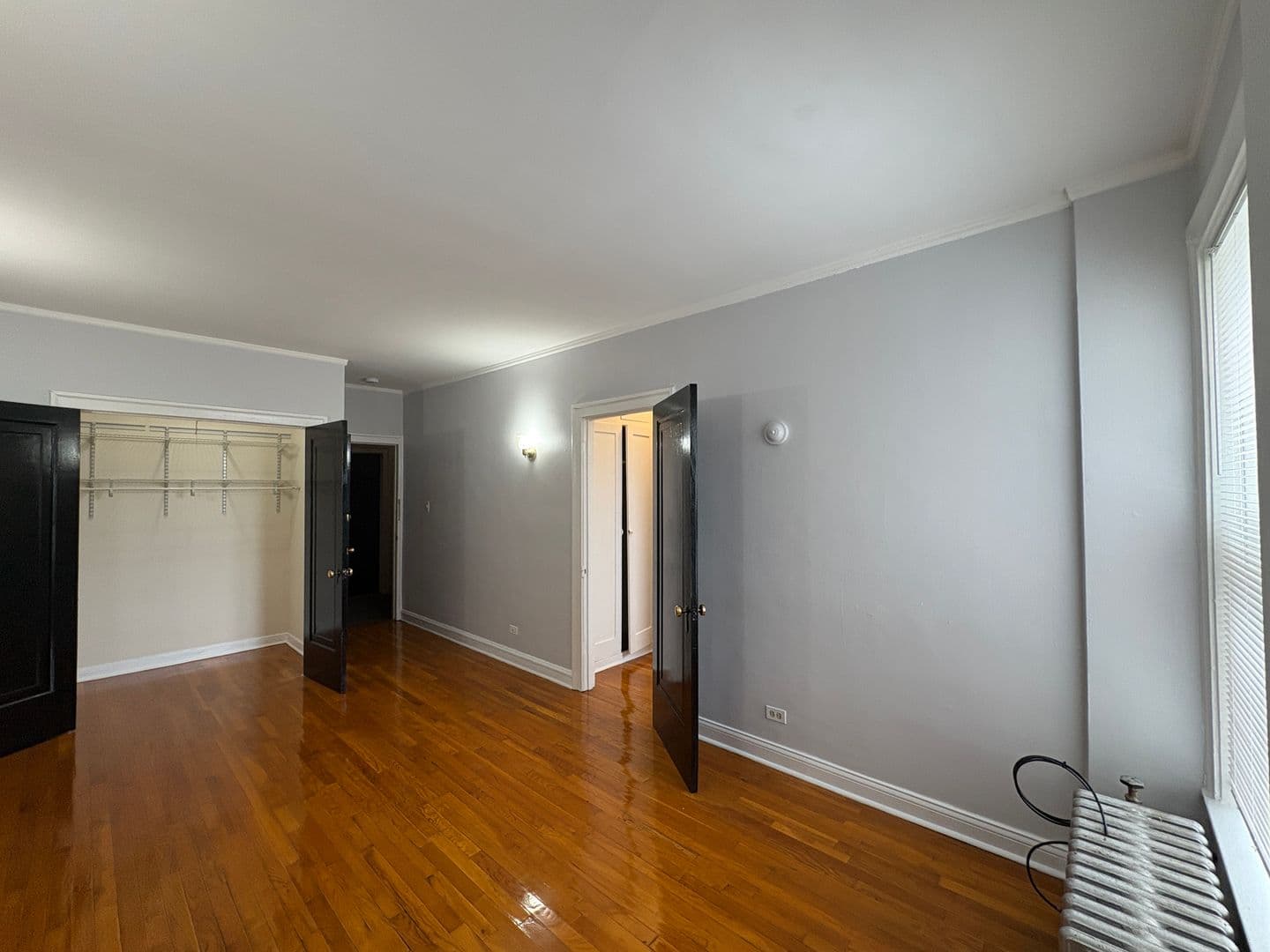 Chicago Apartment: 917 W Eastwood Ave