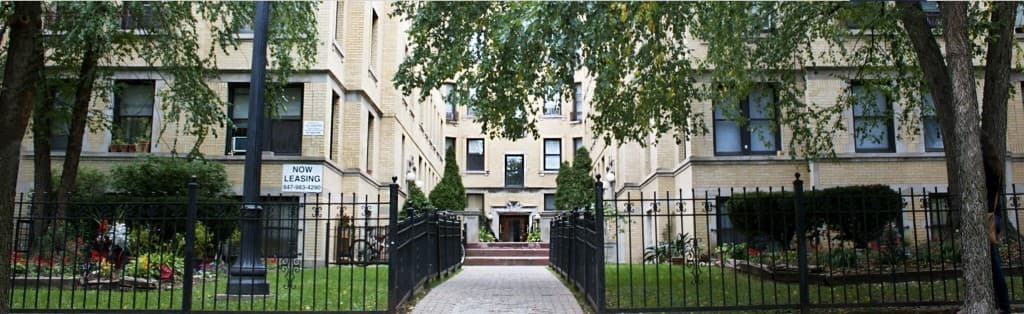 Chicago Apartment: 4600 - 4608 N. Beacon St.
