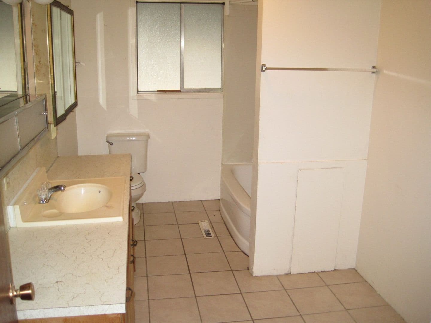 Ashland House: 159 Wightman St.