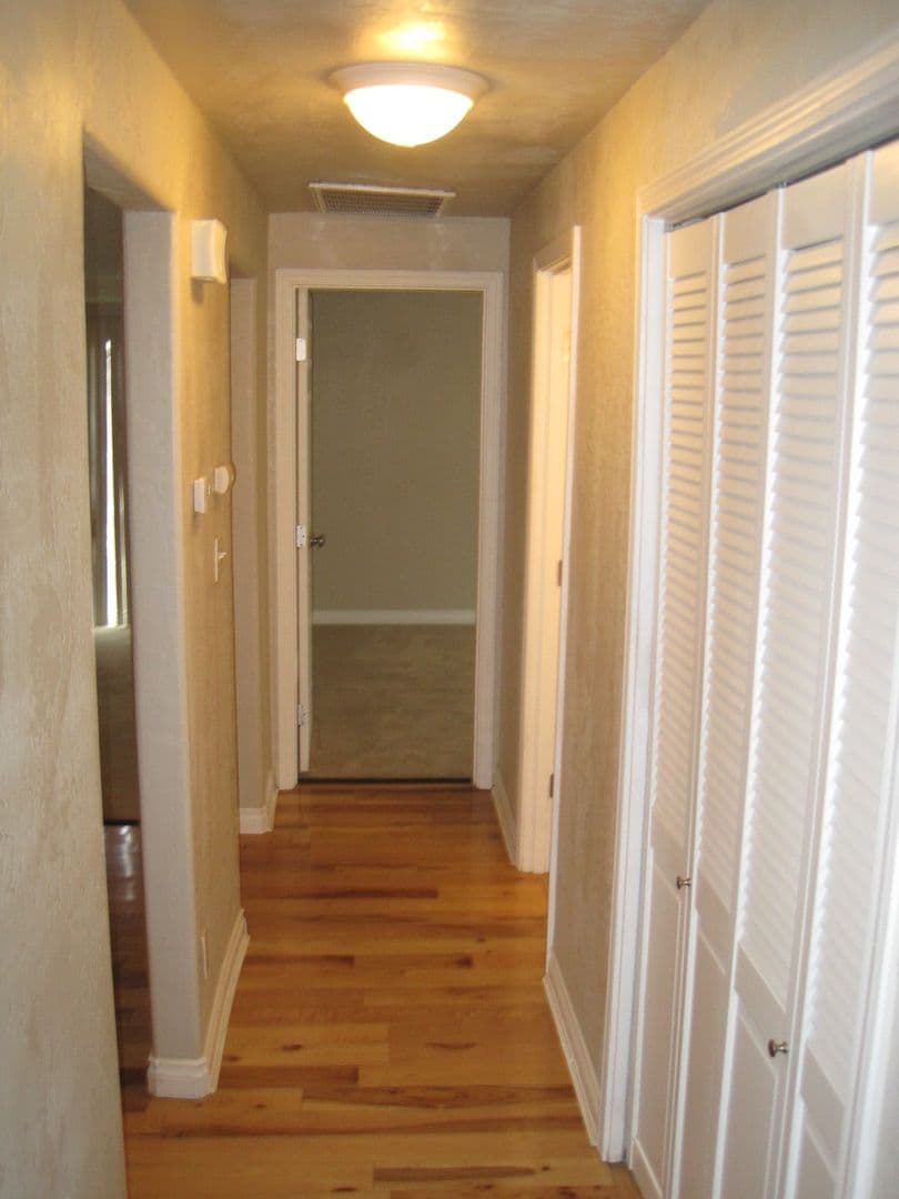 Eagle Point House: 20 N. Buchanan Ave.