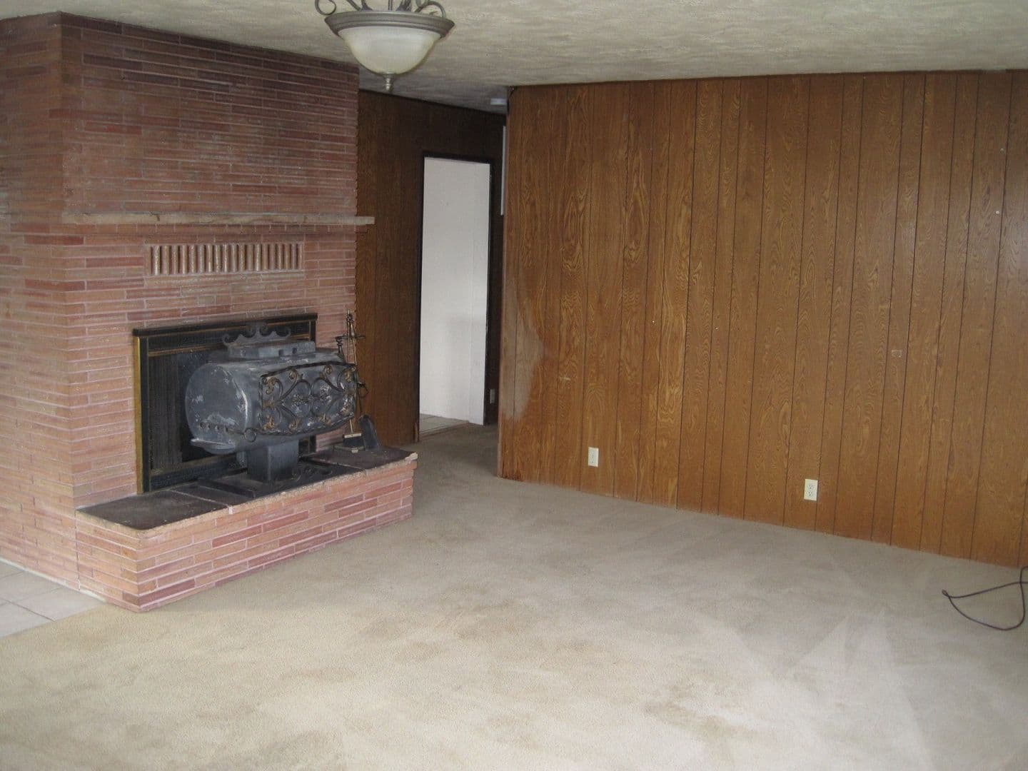 Ashland House: 159 Wightman St.