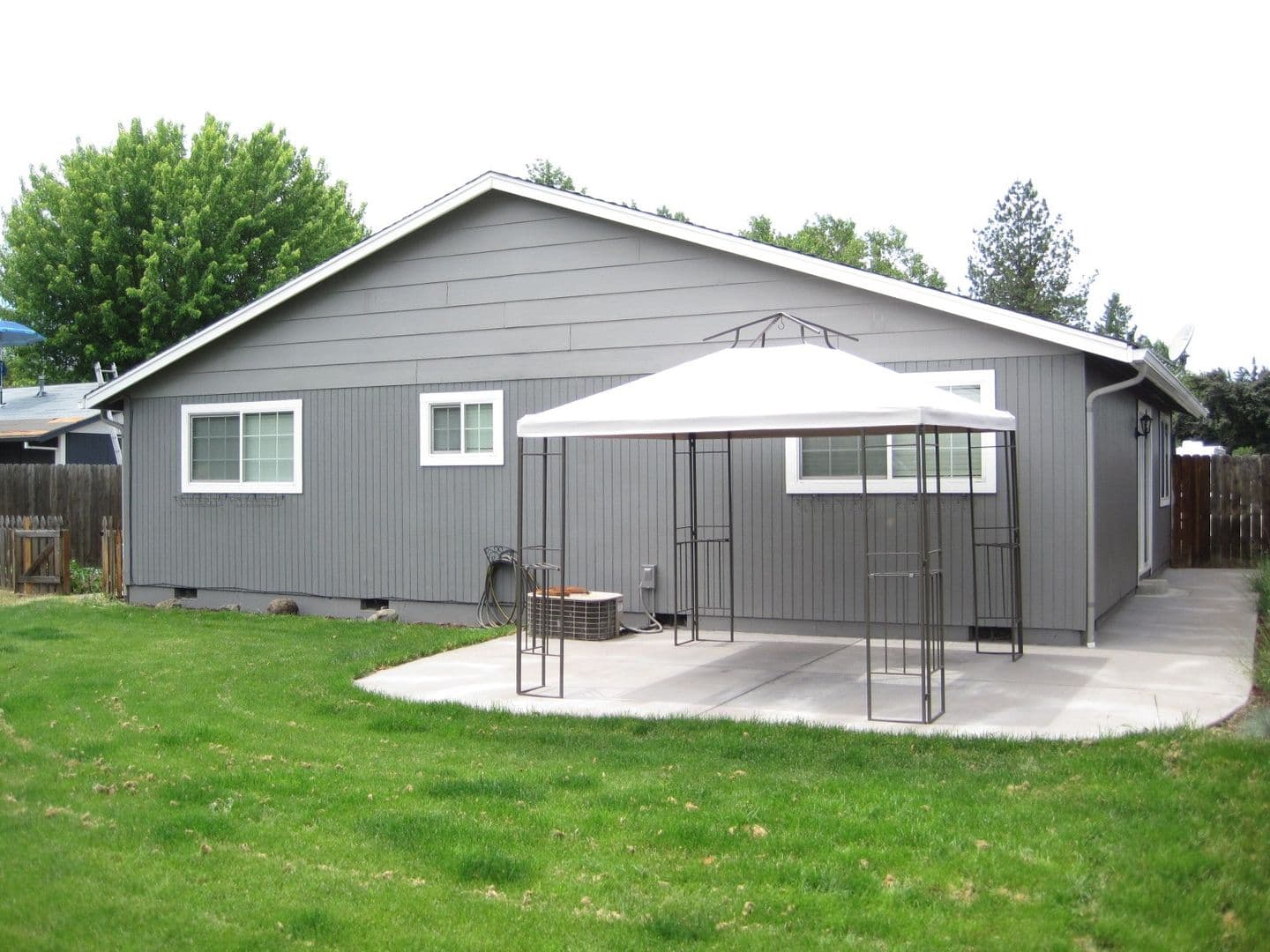 Eagle Point House: 20 N. Buchanan Ave.