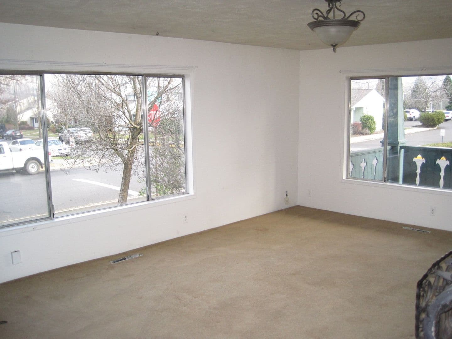 Ashland House: 159 Wightman St.