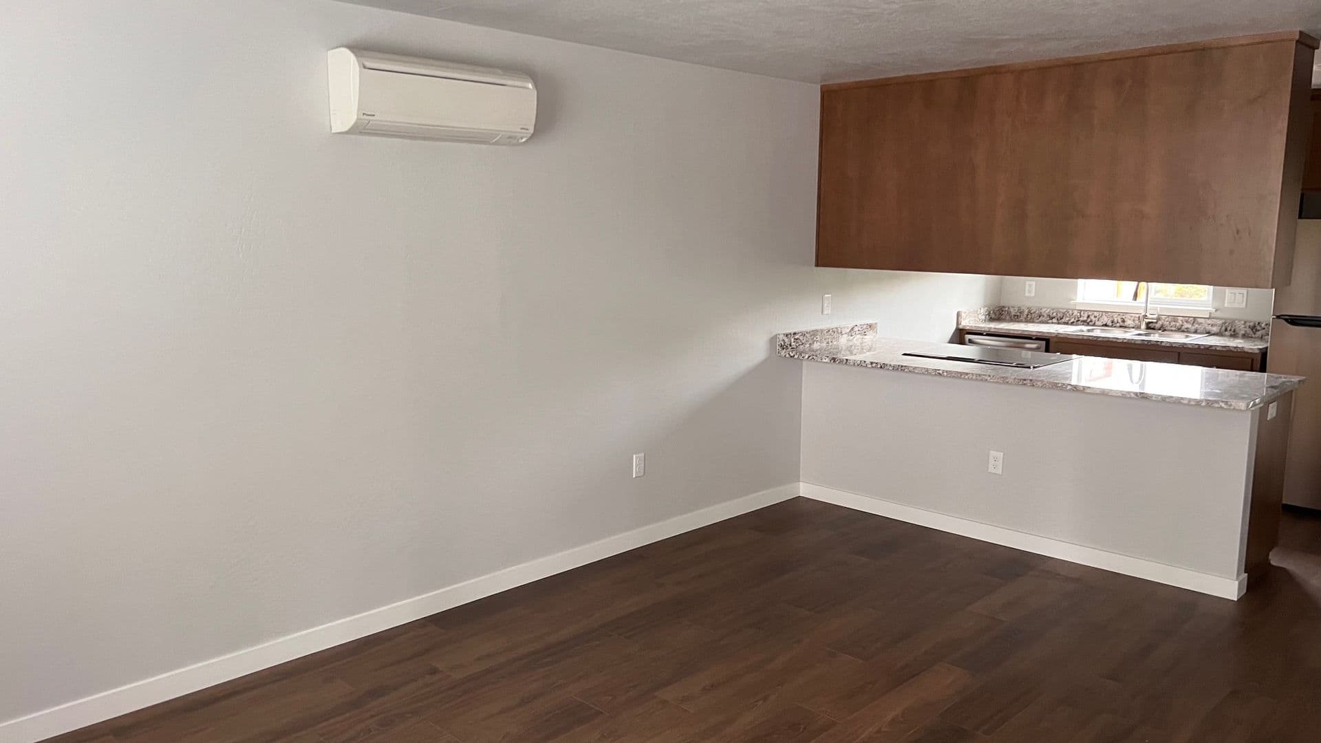 Phoenix Townhome: 610 N Main St. -5C
