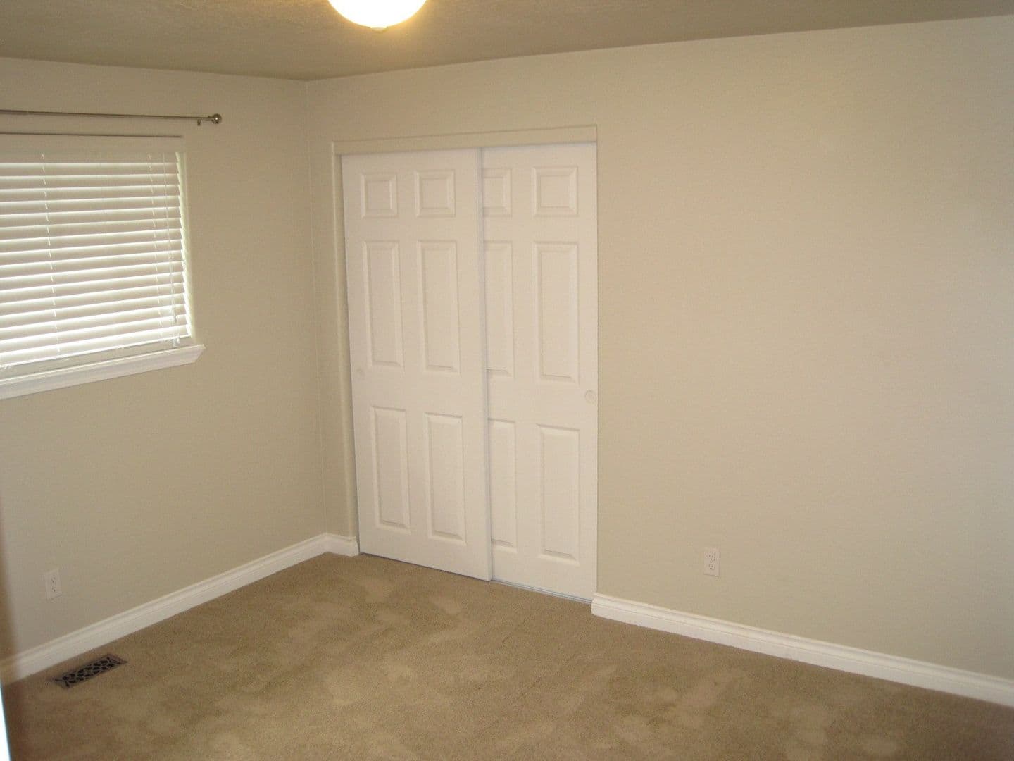 Eagle Point House: 20 N. Buchanan Ave.