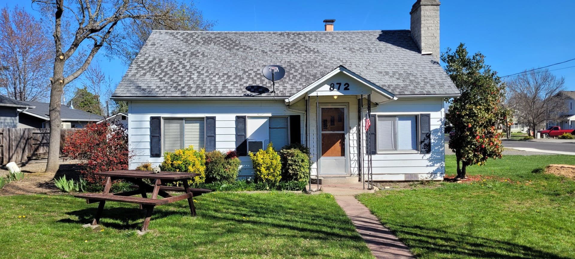 Medford House: 872 Marshall Ave.