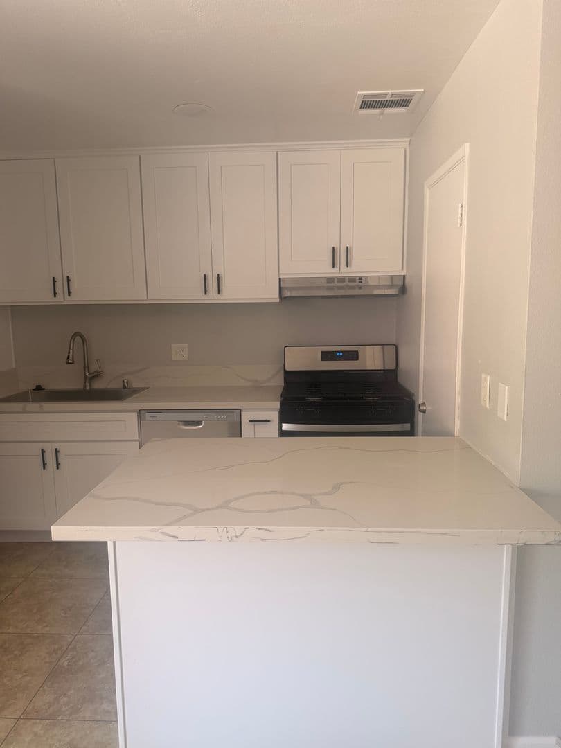 Palm Springs Apartment: 2636 N. Indian Canyon Dr.