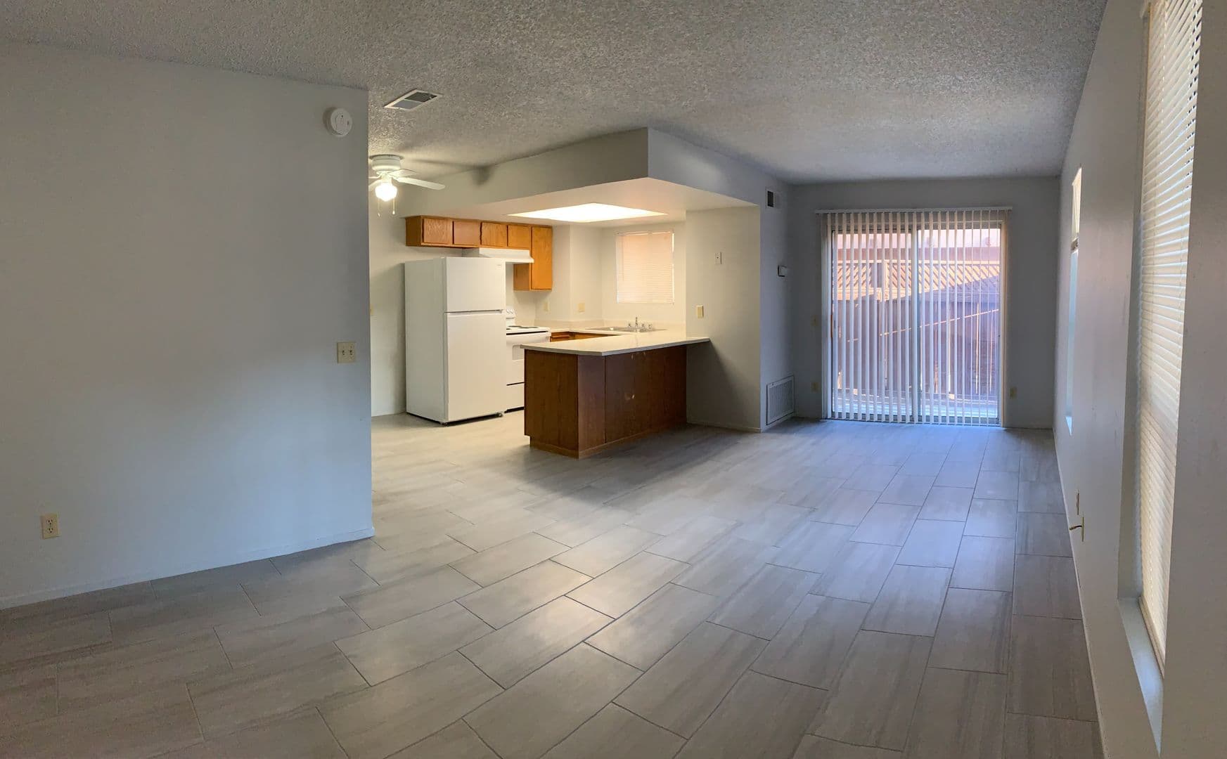 Palm Desert Apartment: 77-901 Dudley Dr.