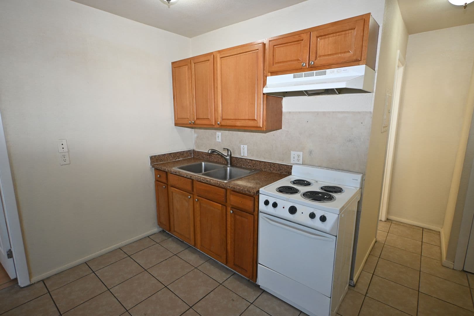 North Las Vegas Condo: 3021 E Carey Ave Unit 6
