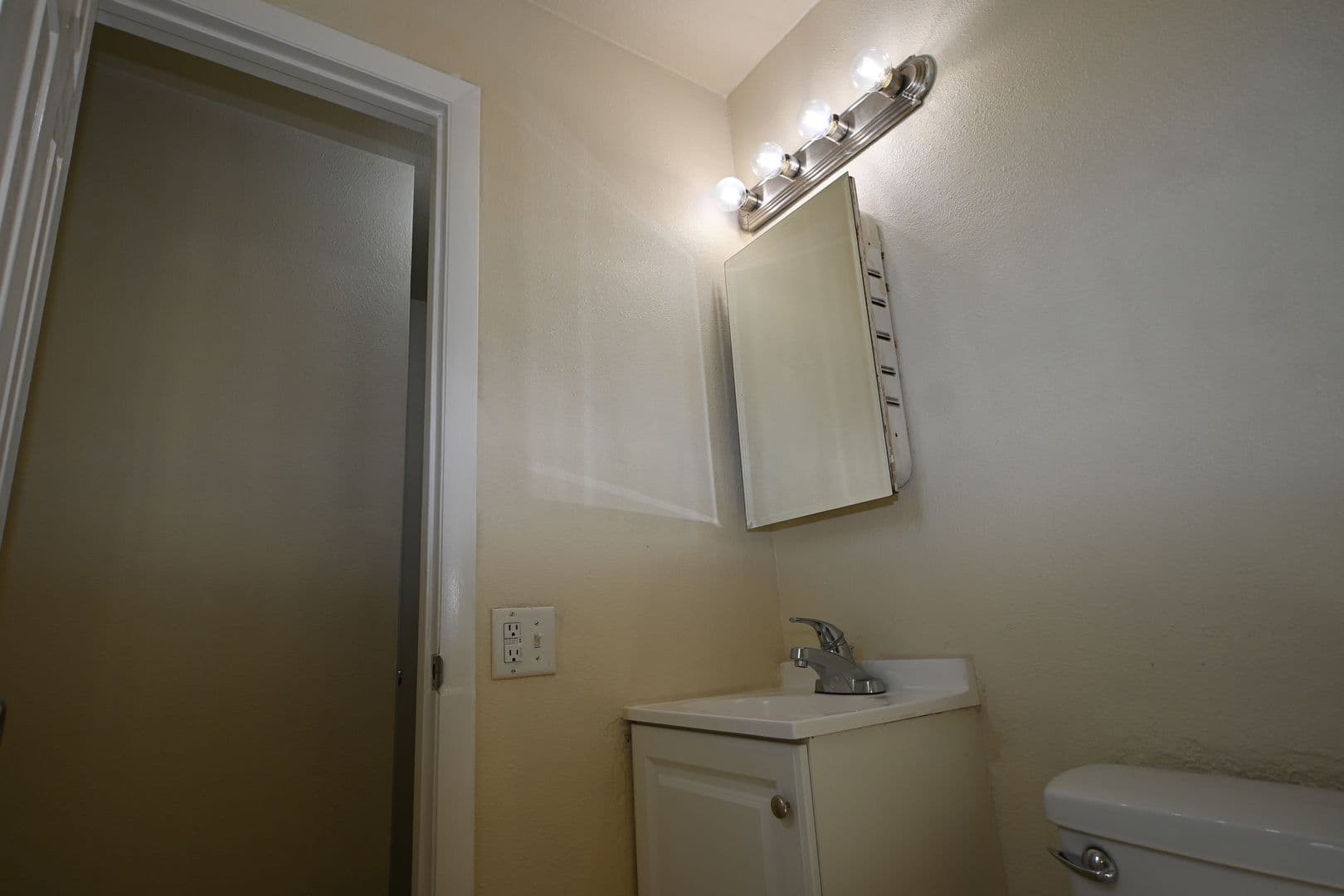 North Las Vegas Condo: 3021 E Carey Ave Unit 6