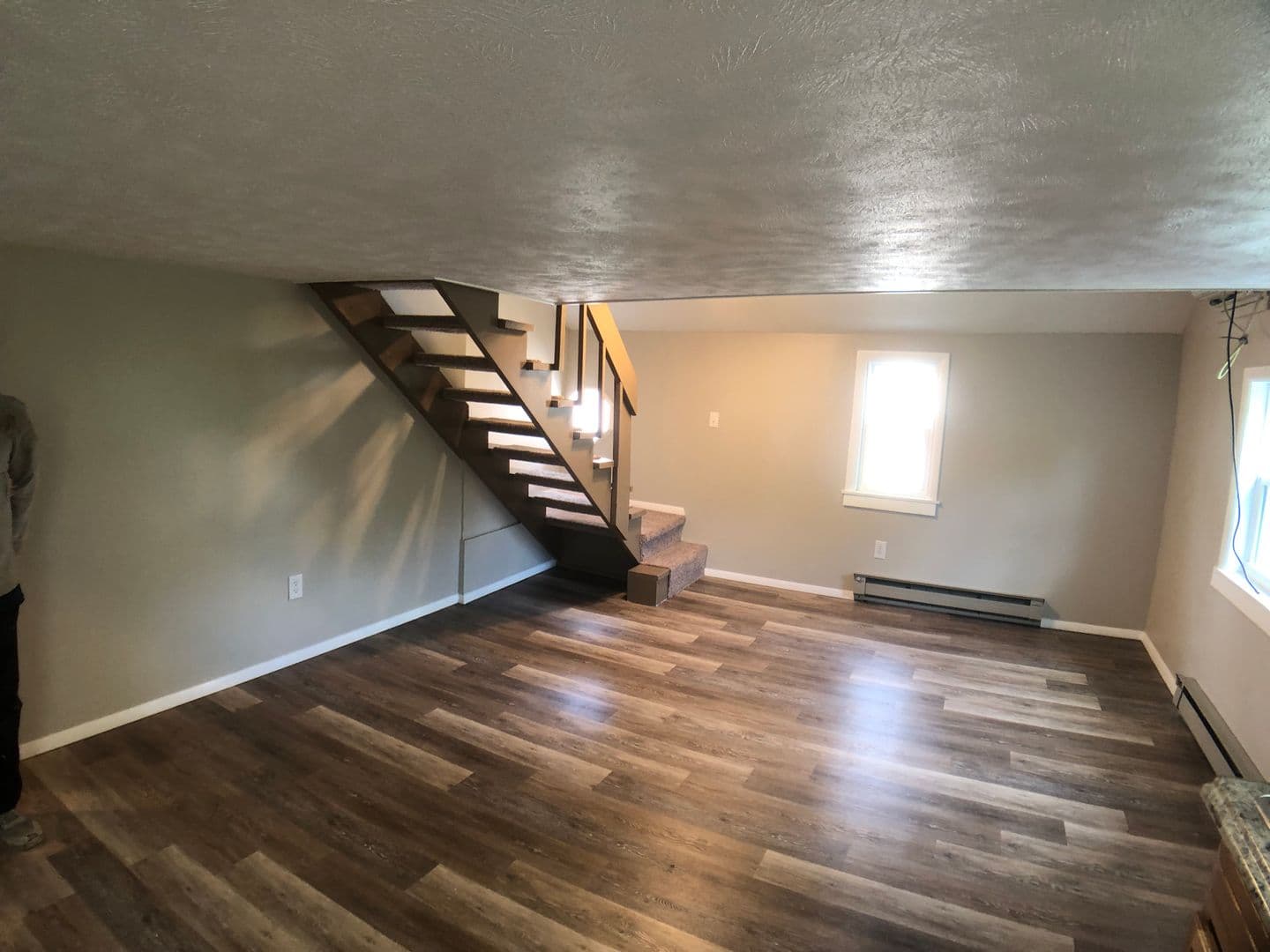 Washington Apartment: 562 - 564 East Maiden St.