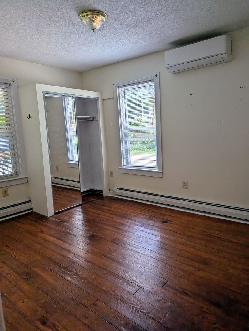 Brattleboro Apartment: 231 Birge Street 231B
