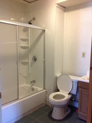 Brattleboro Apartment: 21 Clark St 21CL