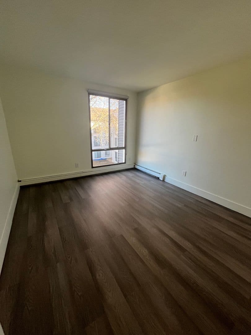 Milwaukee Apartment: 7300 W Dean Rd