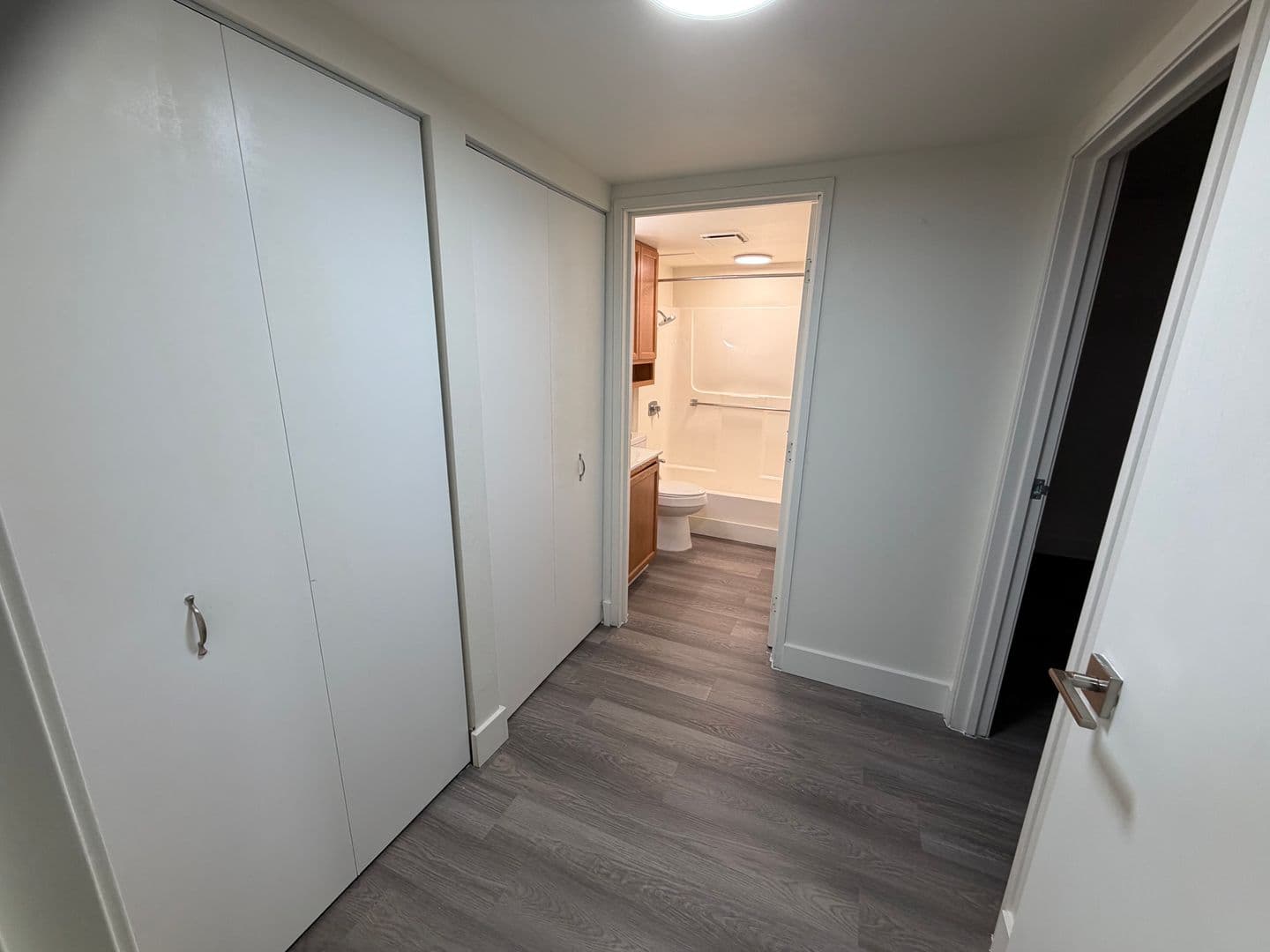 Milwaukee Apartment: 7290 W Dean Rd