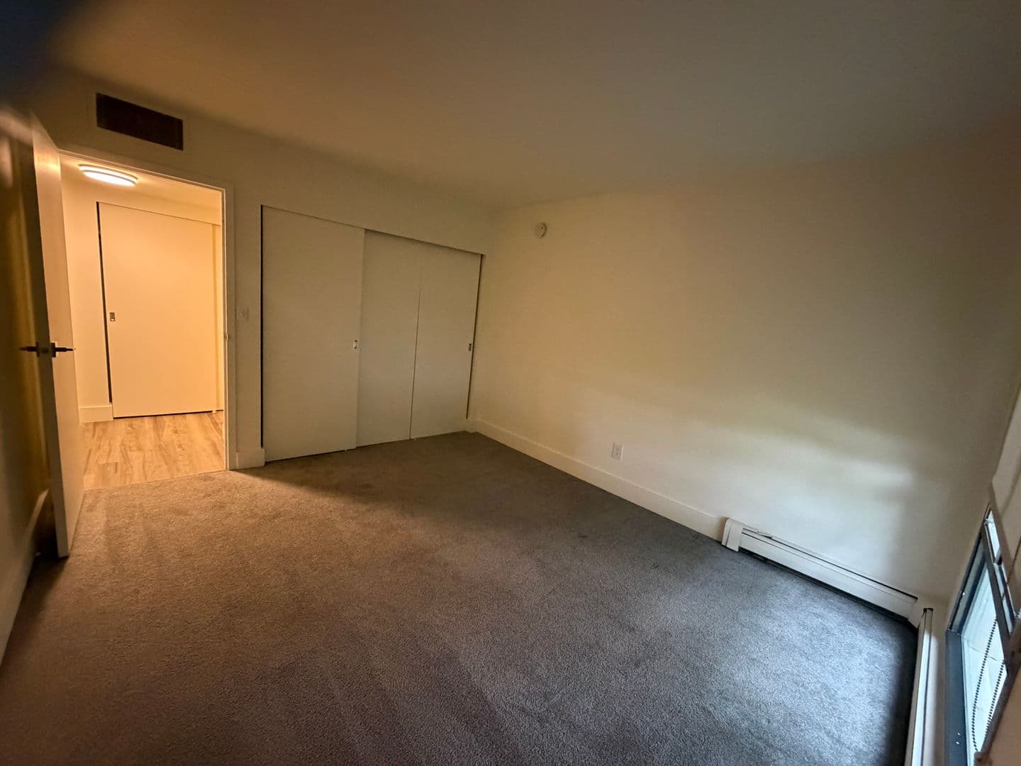 Milwaukee Apartment: 7300 W Dean Rd