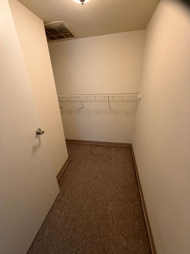 Milwaukee Apartment: 7290 W Dean Rd
