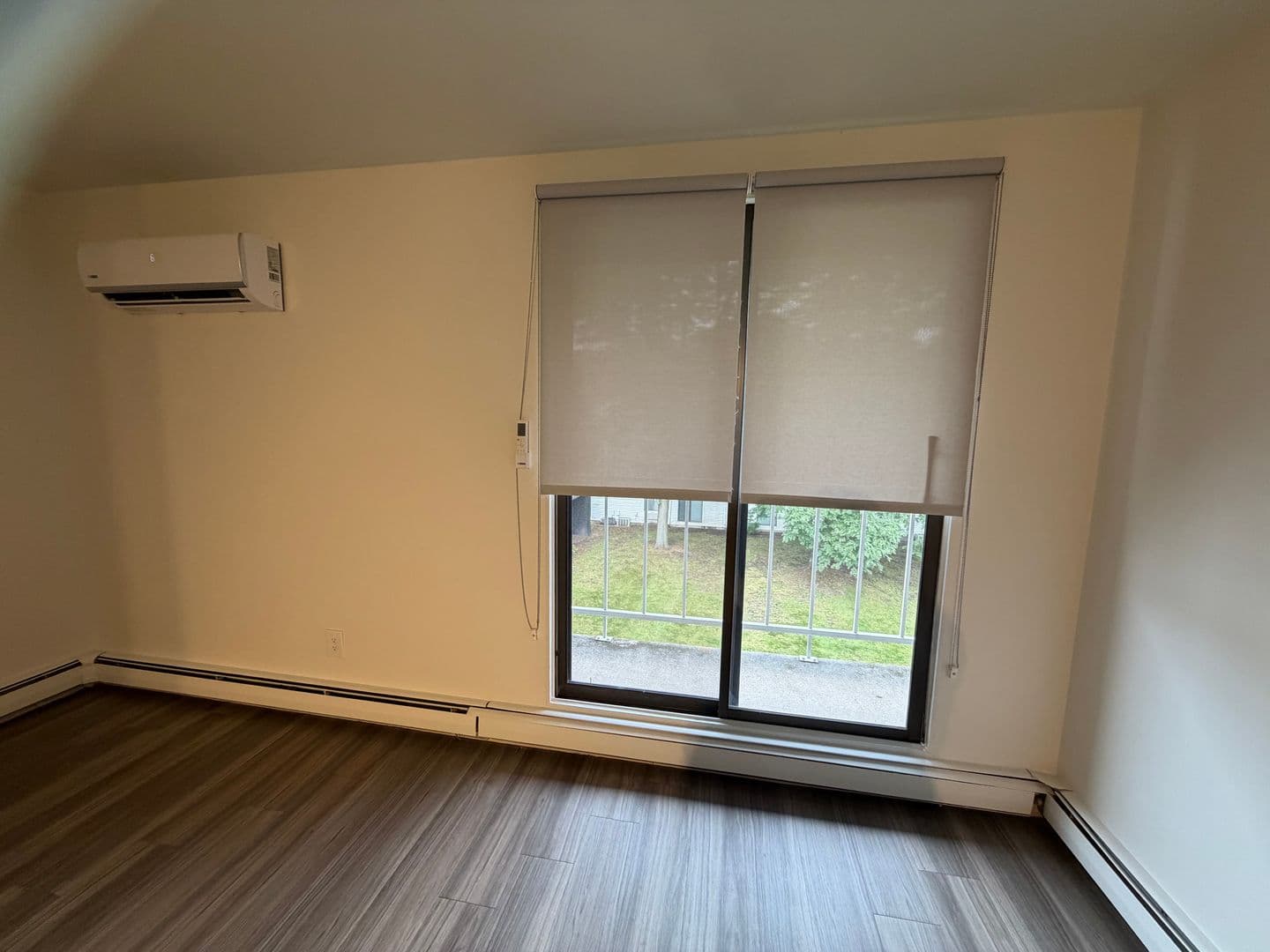 Milwaukee Apartment: 7300 W Dean Rd